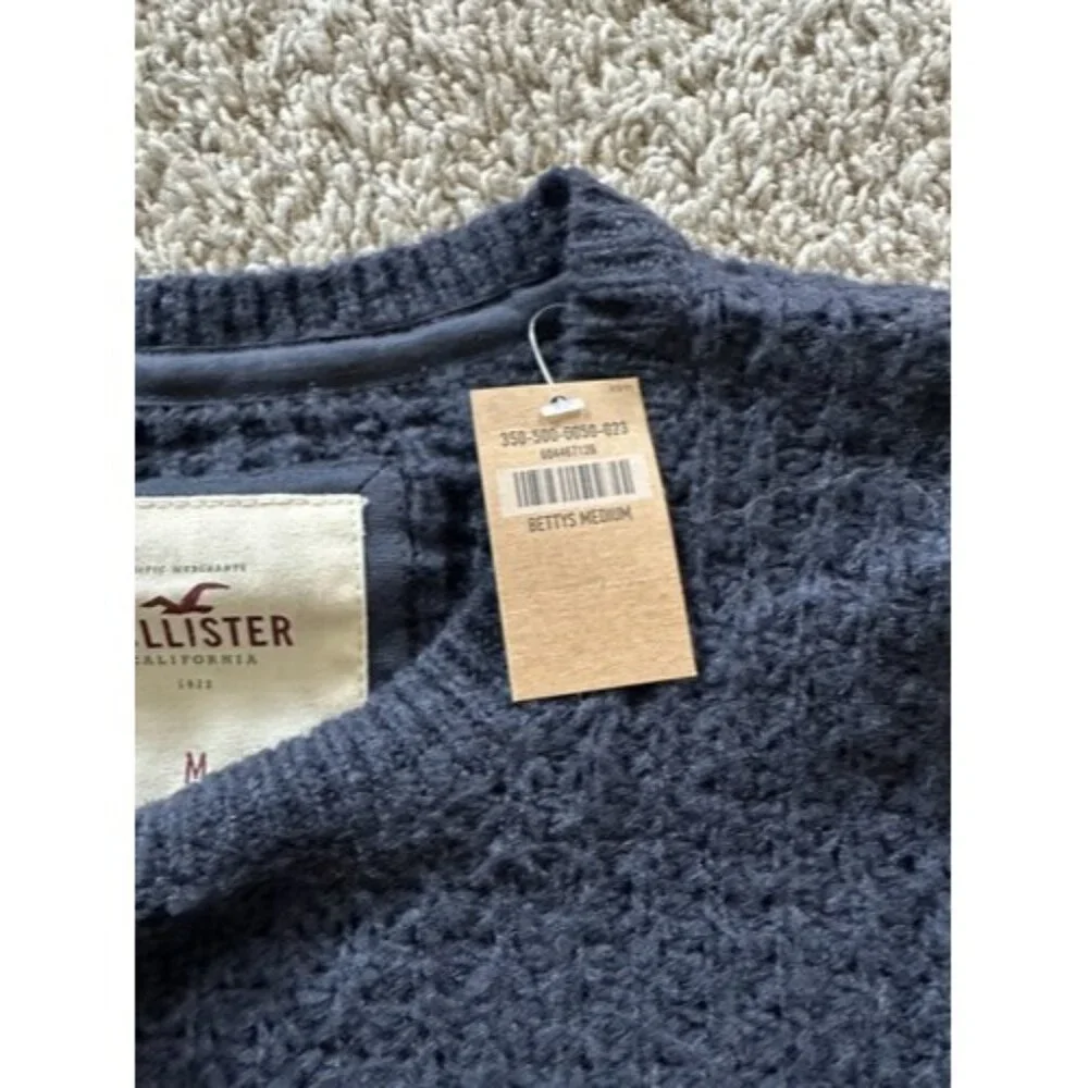 Hollister Womens Fuzzy Sweater Pull Over Navy Logo Light Weight Size Medium